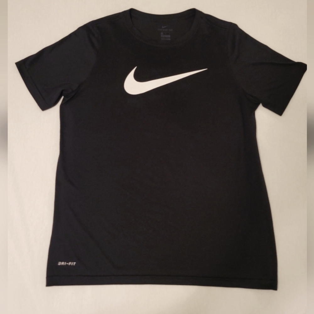 Nike Boys Dri-Fit Swoosh Shirt, Black, Large